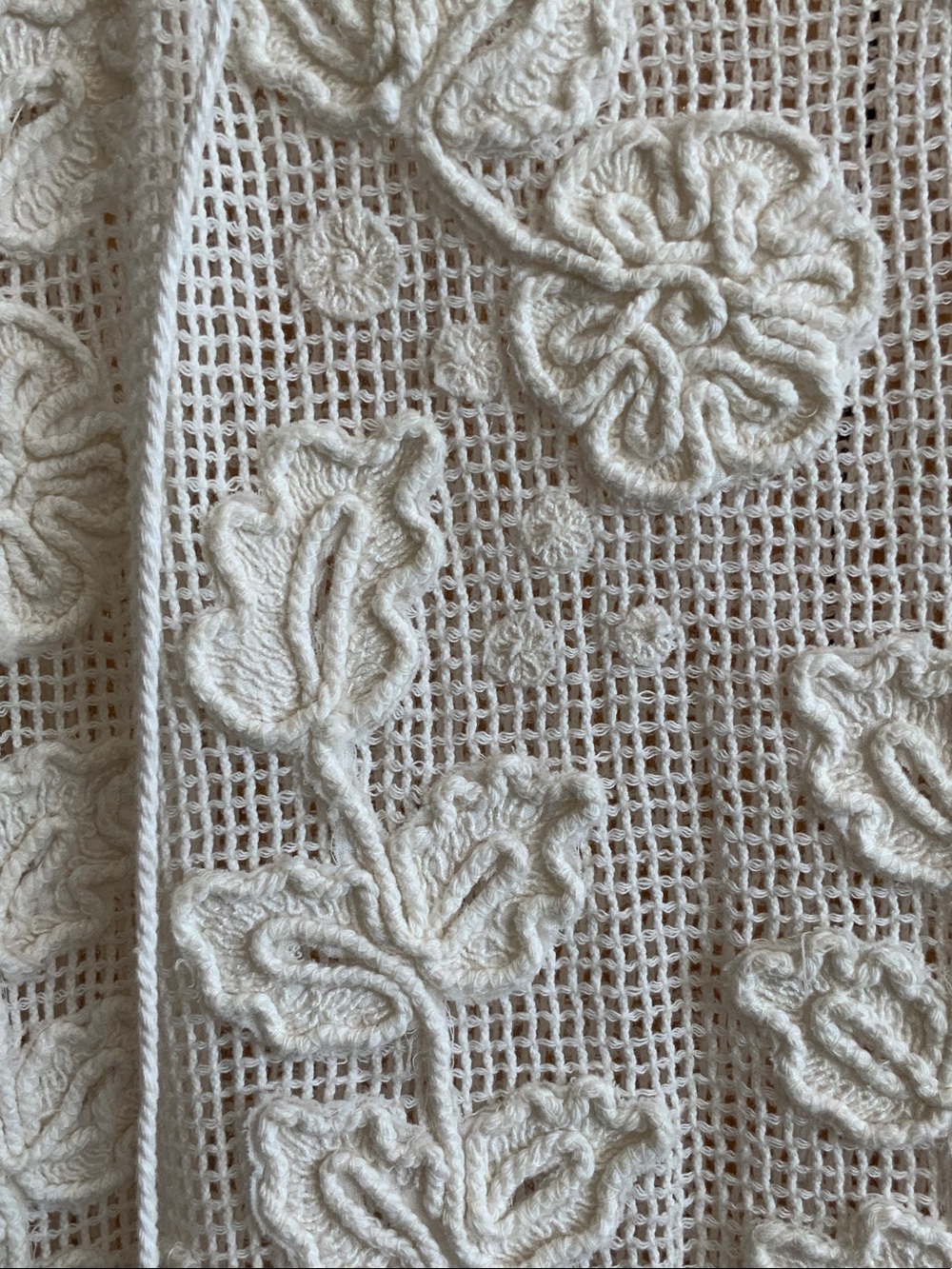 Anthropologie Cream Crocheted Floral Knit Top L - Picture 3 of 10